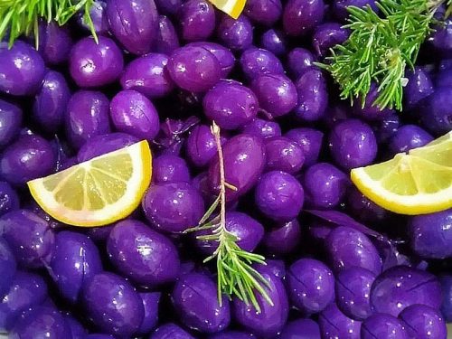 Çizik Yaban Mersinli Zeytin